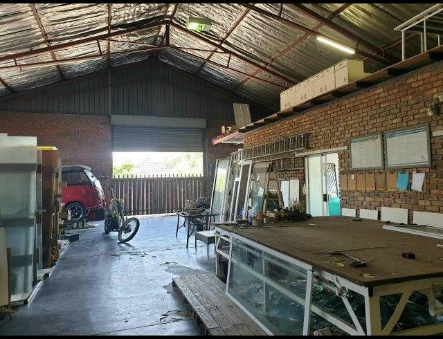 498M² BUSINESS FOR SALE IN BOKSBURG NORTH